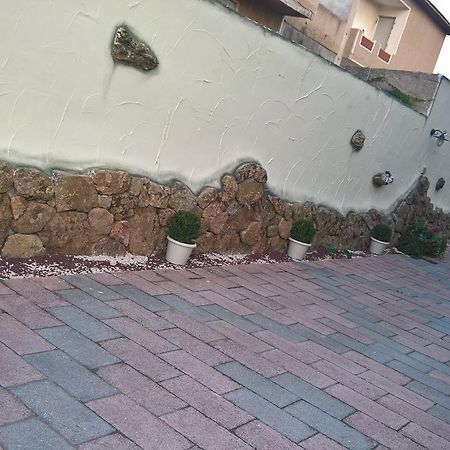 Casa Vacanza Giulia Budoni Exterior foto
