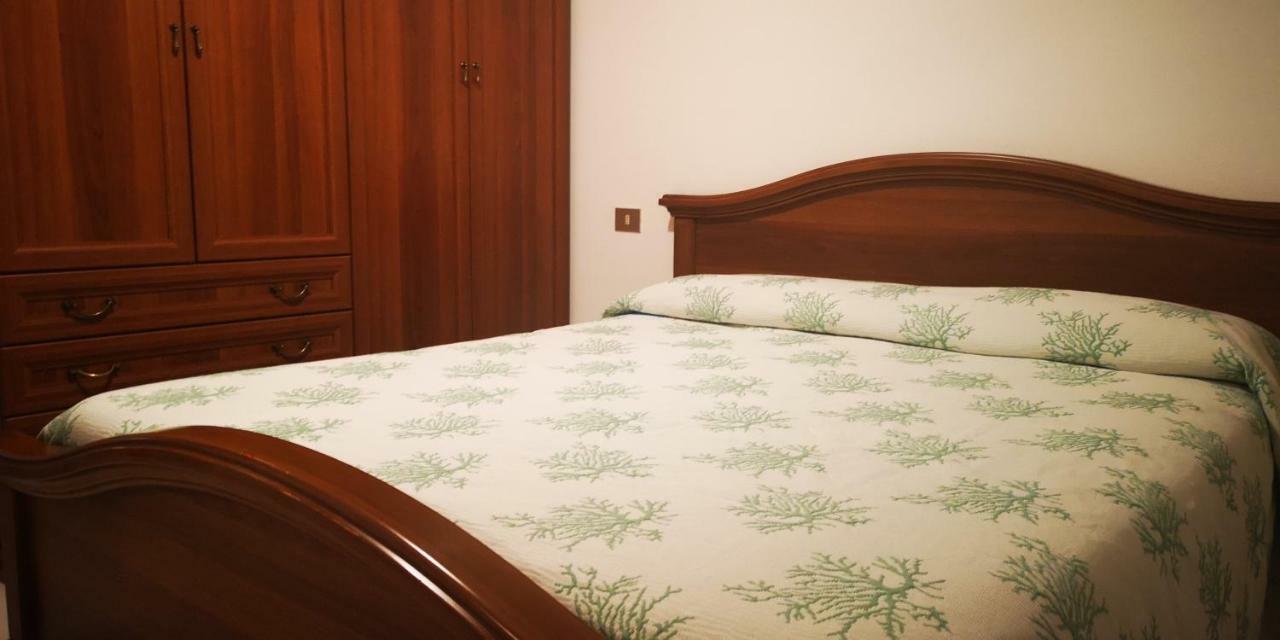 Casa Vacanza Giulia Budoni Exterior foto