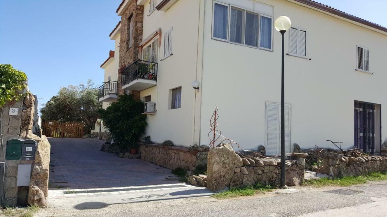 Casa Vacanza Giulia Budoni Exterior foto